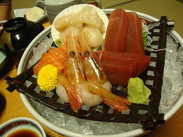 【北海道自由行】登別美食-第一瀧本館生魚片.JPG