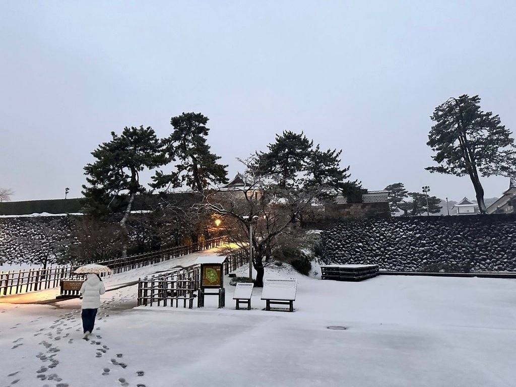 2025冬-北陸京阪旅day5-大雪中的金澤兼六園&amp;加賀溫泉