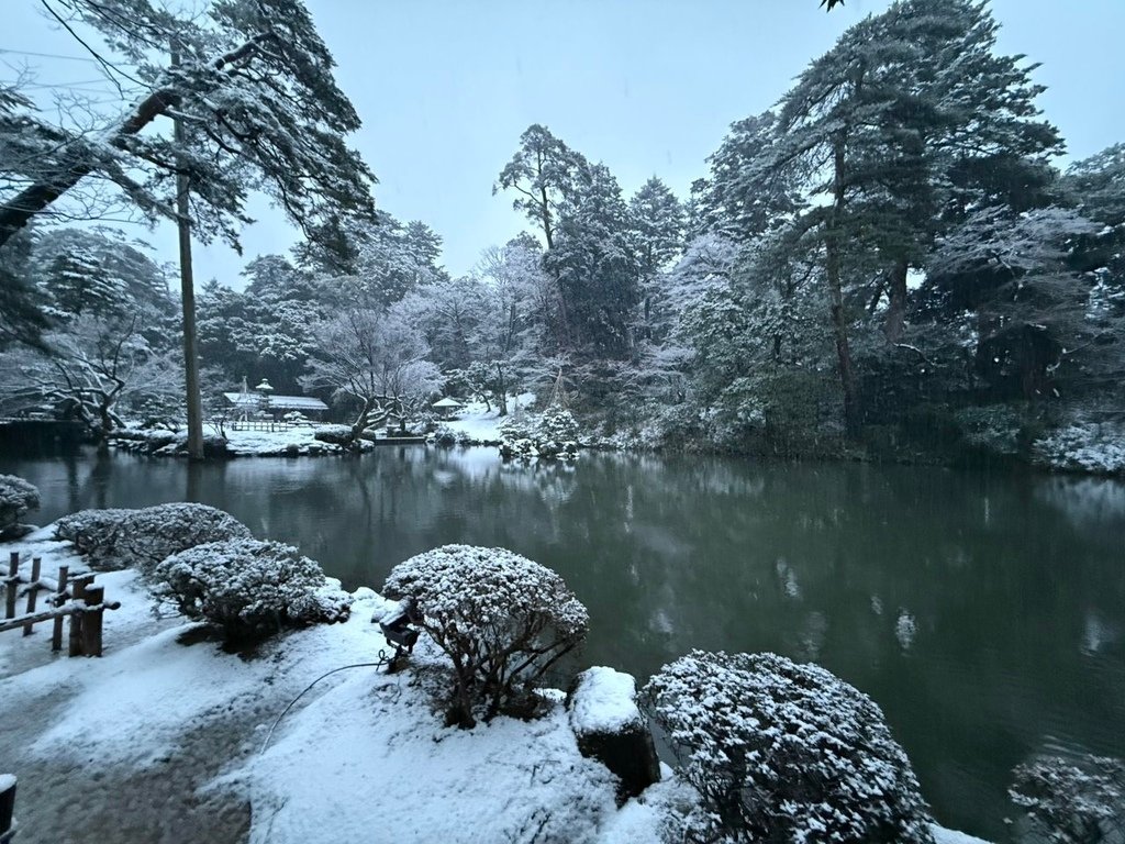 2025冬-北陸京阪旅day5-大雪中的金澤兼六園&amp;加賀溫泉