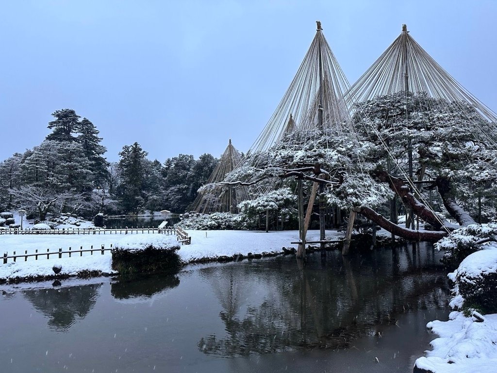 2025冬-北陸京阪旅day5-大雪中的金澤兼六園&amp;加賀溫泉