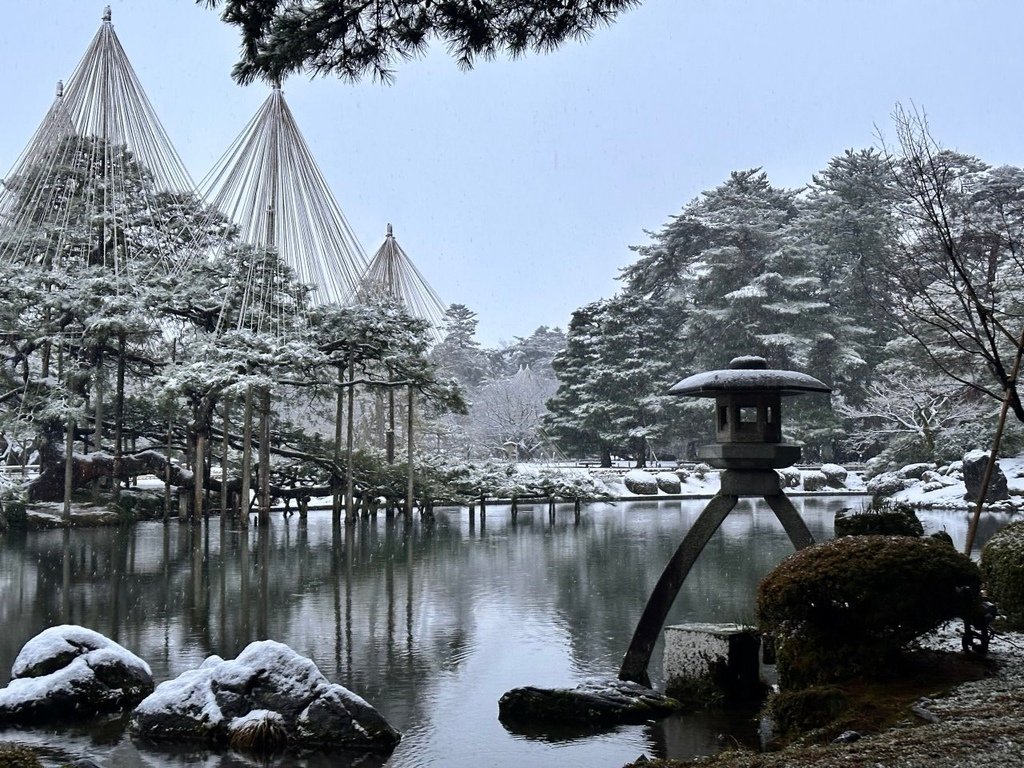 2025冬-北陸京阪旅day5-大雪中的金澤兼六園&amp;加賀溫泉