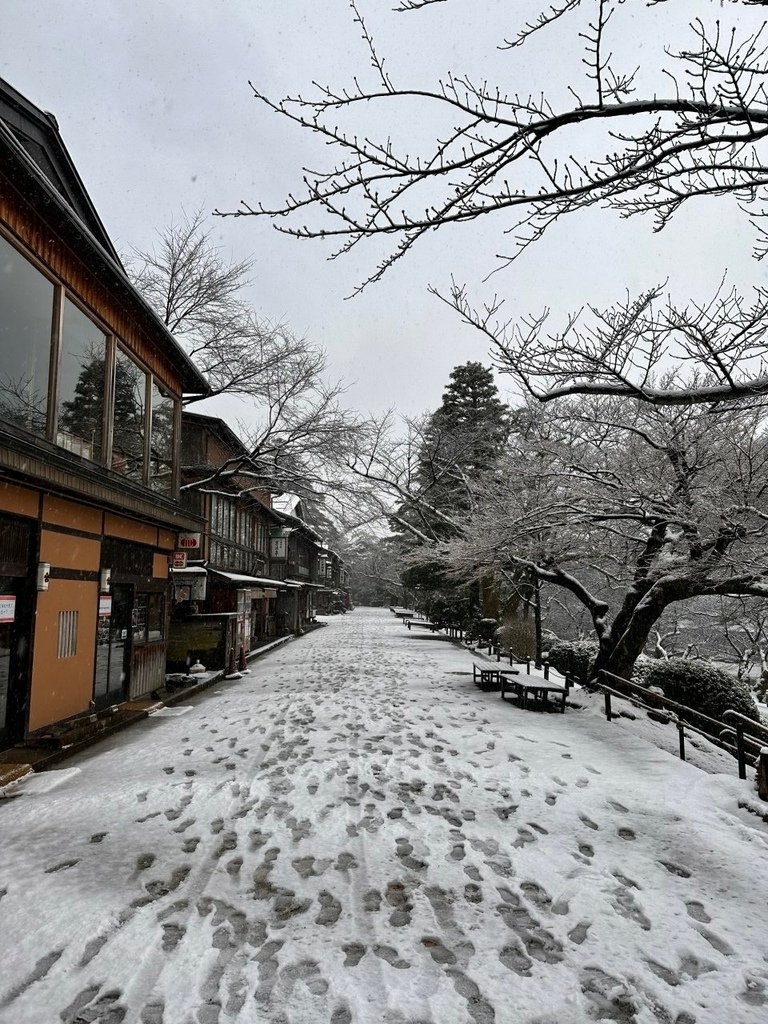 2025冬-北陸京阪旅day5-大雪中的金澤兼六園&amp;加賀溫泉