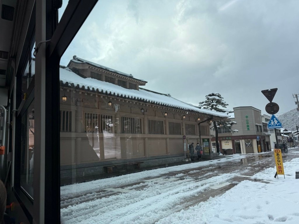 2025冬-北陸京阪旅day5-大雪中的金澤兼六園&amp;加賀溫泉