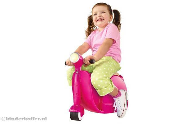 kinderkoffer_skoot_scooter_roze_meisje