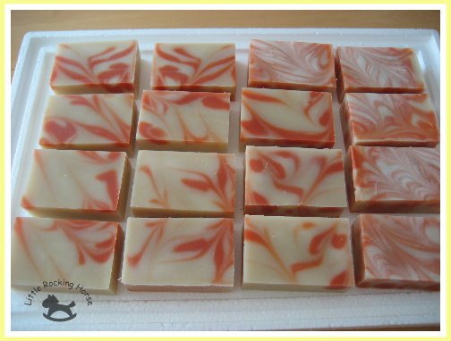 soap - 渲染皂練習(辣椒紅)2.jpg