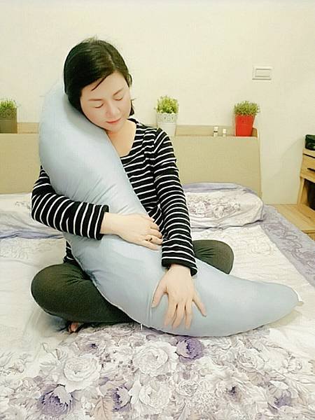 明日之星MIT涼感透氣孕婦哺乳枕 (17).jpg
