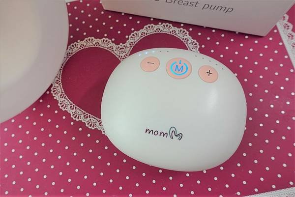 MomMe chic 穿戴式隱形吸乳器 (11).JPG