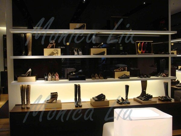 Bally鞋款展示.jpg