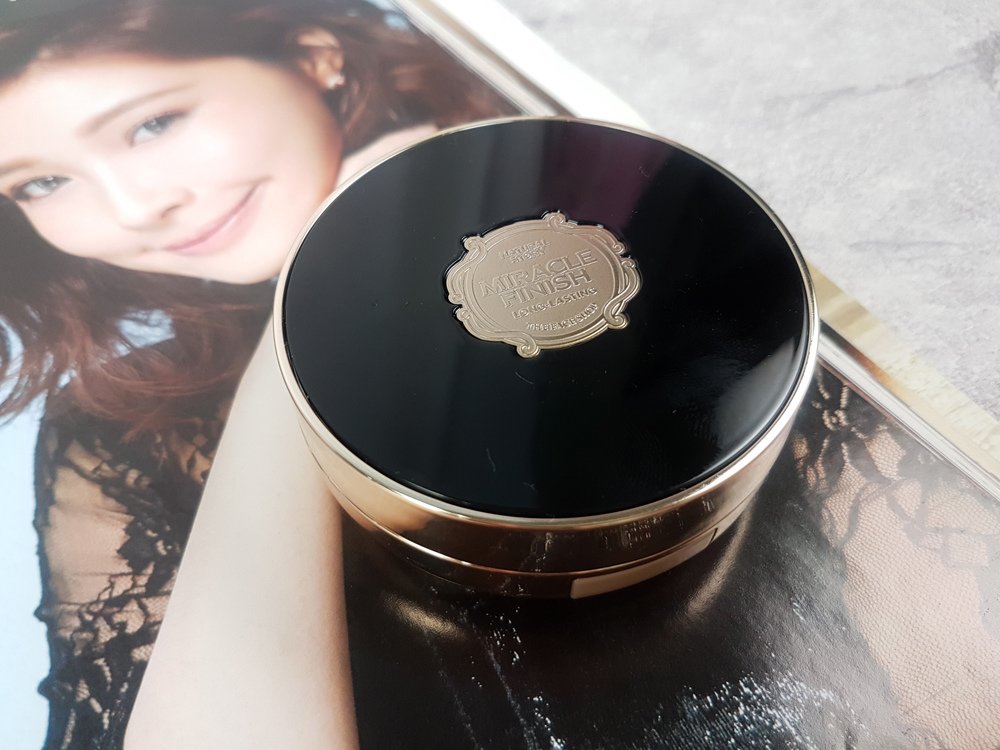 thefaceshop全日完妝CC氣墊粉底1.jpg