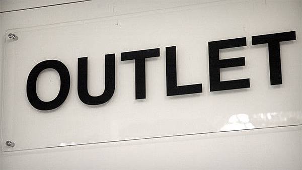 OUTLET