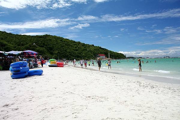 Pattaya-Beach.jpg