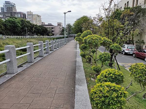 磺溪彩虹健康步道 (北投段) 磺溪橋 &gt;&gt; 石牌橋