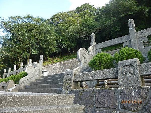 陽明山于右任先生墓園