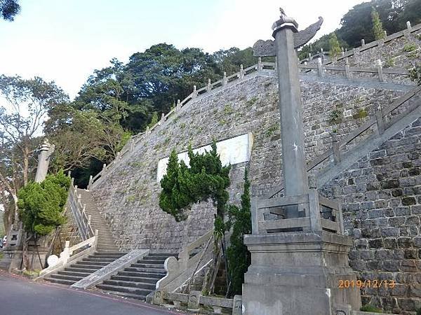 陽明山于右任先生墓園