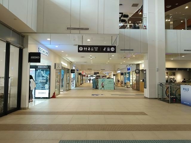 台中港Outlet 古典玫瑰園下午茶