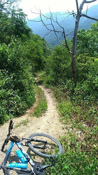 海神瀑布單車行