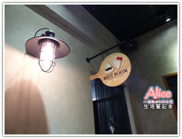 Tino&apos;s Pizza Café堤諾比薩(台中大墩店)