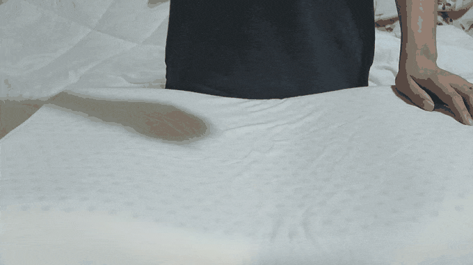JENNY SILK天然乳膠枕-Q彈.gif