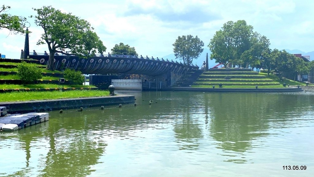 宜蘭冬山河親水公園、宜蘭傳藝中心
