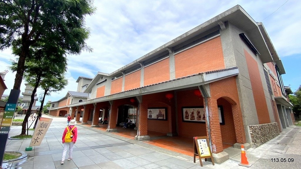 宜蘭冬山河親水公園、宜蘭傳藝中心
