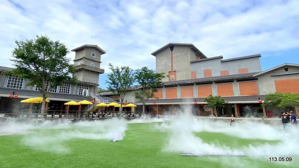 宜蘭冬山河親水公園、宜蘭傳藝中心