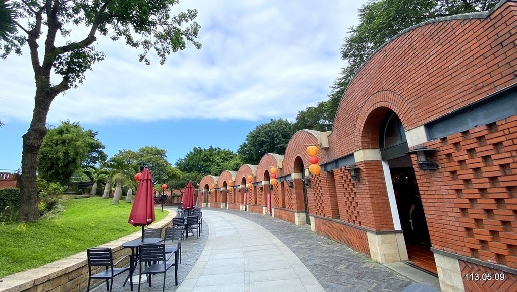 宜蘭冬山河親水公園、宜蘭傳藝中心