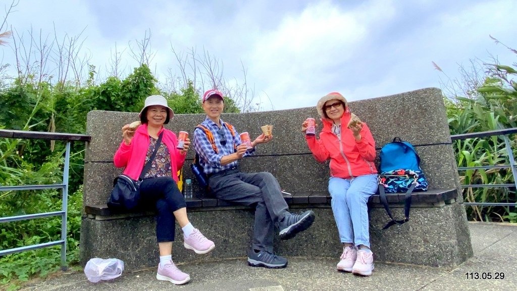 新北 北海岸遊B--- 富貴角燈塔  芝蘭公園