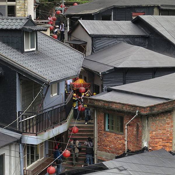 祈堂廟下金瓜石小女孩的回憶；瑞芳五二七思想事件(下)