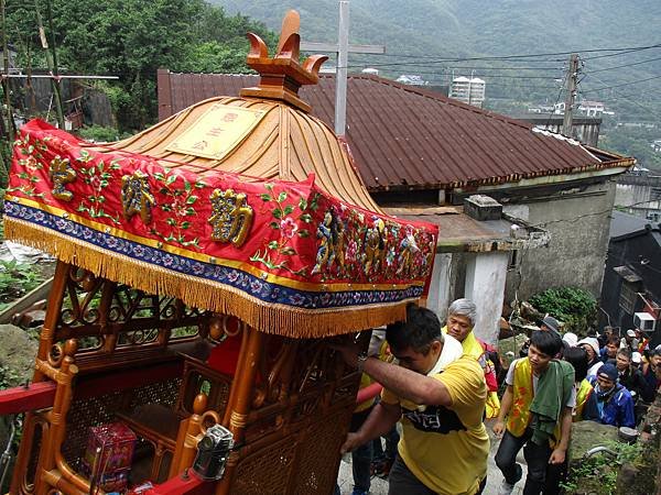 金瓜石勸濟堂金瓜石迎迓媽祖遶境繞境。民國104年5月11日農