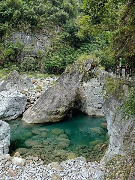 不想讚嘆也很艱難的太魯閣。郎靜山，張大千，太魯閣，天祥。立霧