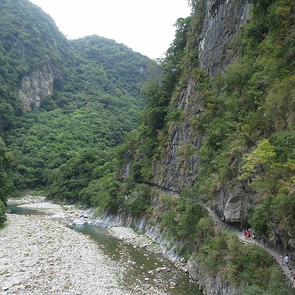 不想讚嘆也很艱難的太魯閣。郎靜山，張大千，太魯閣，天祥。立霧