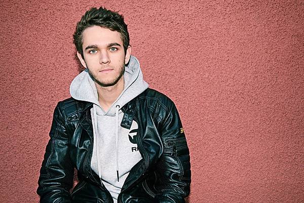 zedd-wall