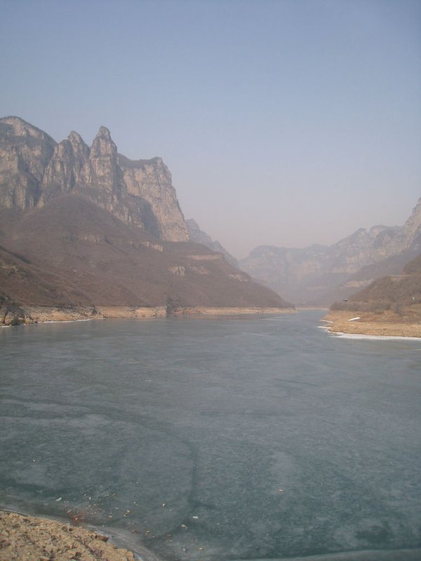 雲台山湖面