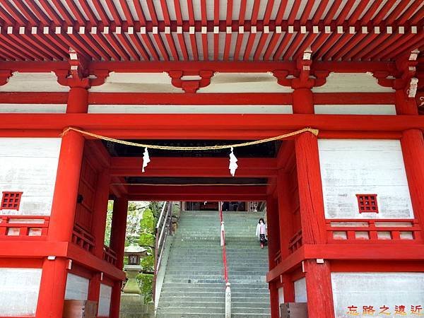 20吉備津神社北隨神門.jpg