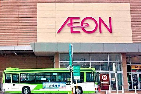 57AEON MALL 盛岡南中央南側出入口巴士站.jpg