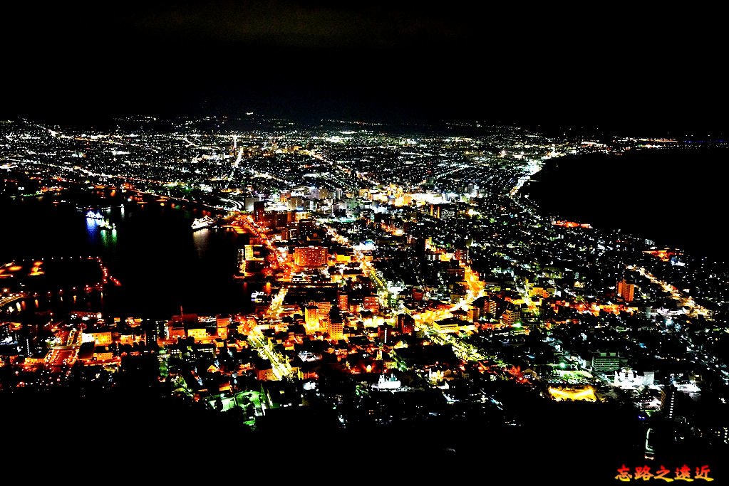 17函館山纜車山頂站夜景.jpg