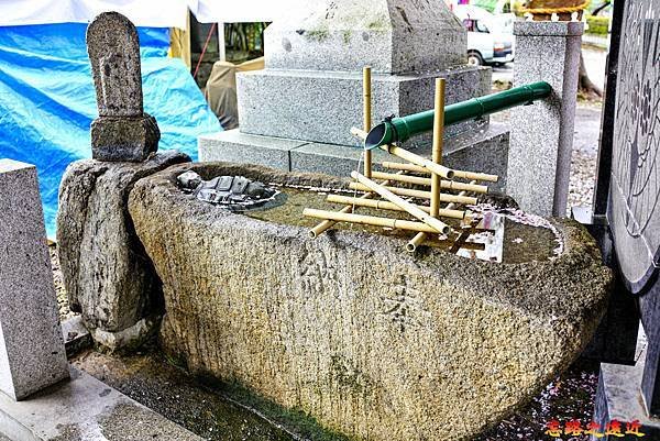 09櫻山神社手水舍.jpg