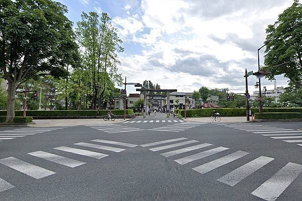 50盛岡中央通櫻山神社鳥居前(google MAP).jpg