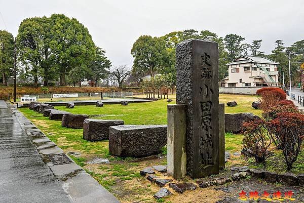 18 小田原城址碑.jpg