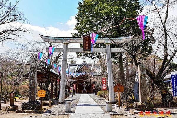 12 小諸城懷古神社全景.jpg