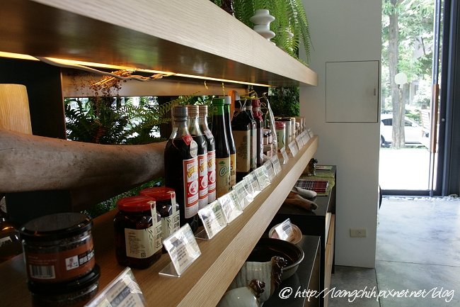 櫸木_cafe100.jpg