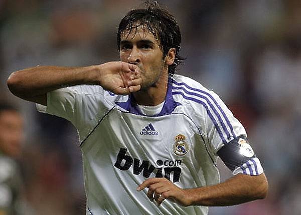 Raul-Gonzalez-Blanco-Goal