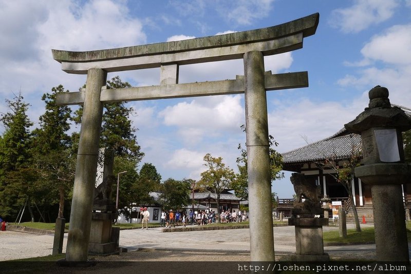 石鳥居