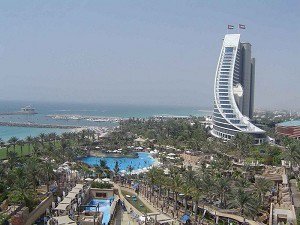 杜拜仙巴水上樂園（Wild Wadi）和朱美拉海灘酒店.jpg
