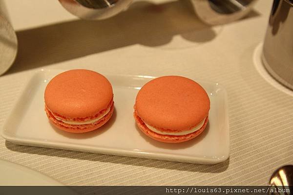 IMAGES0074