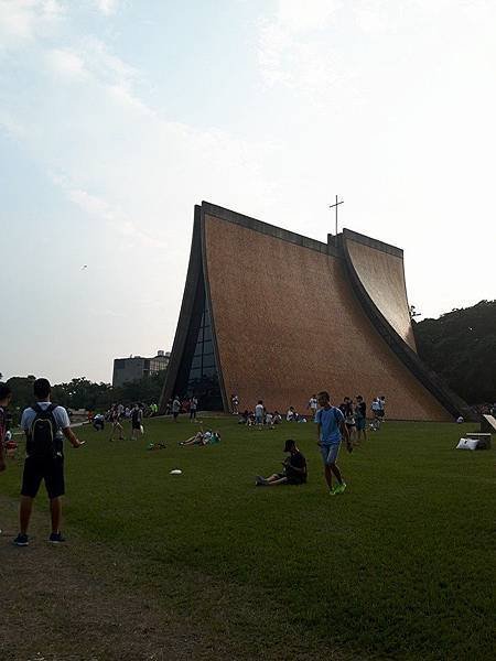 東海大學路思義教堂-1.jpg