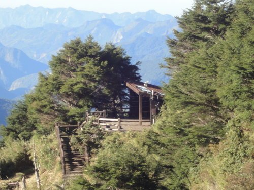 12登玉山2011年.jpg