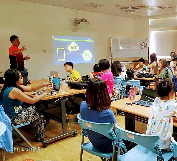 【 物聯網創客基地-工作坊】遠端遙控裝飾燈自造紀錄 (新
