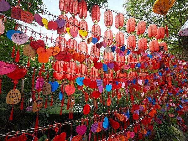 【攜手慢遊成都吃香喝辣趣】錦江公園.武侯祠.錦里. 烤匠麻辣