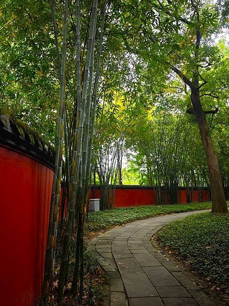 【攜手慢遊成都吃香喝辣趣】錦江公園.武侯祠.錦里. 烤匠麻辣